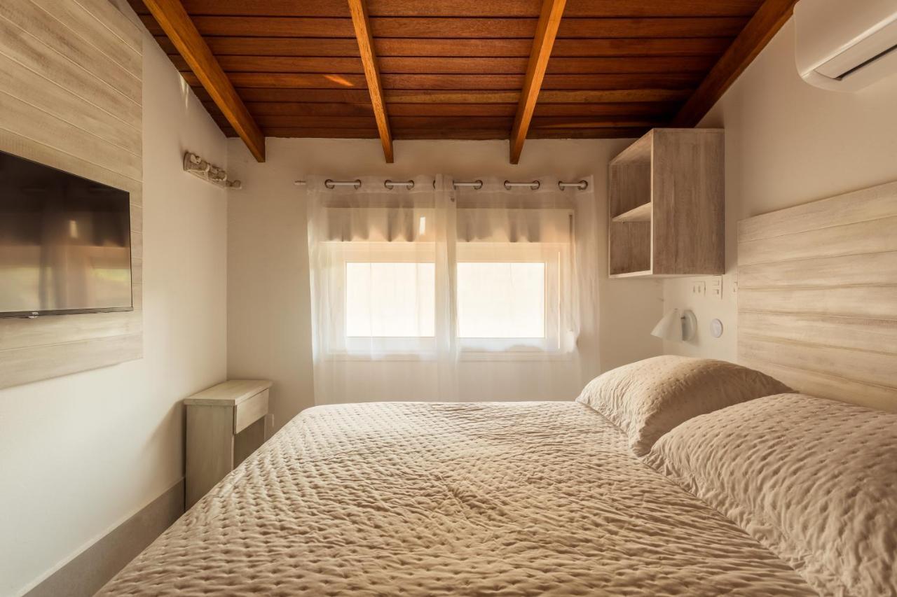 Casa D'Aroeira Residencial Boutique - Centro De Juquei - 2 Quadras Do Mar - Servico De Praia - Roupa De Cama 600 Fios Algodao Egipcio - Toalhas Banho E Praia - Tudo Novo - Estacionamento Interno - Cozinha - Consulte Unidades Com Ofuro Hidro E Cromote Kültér fotó