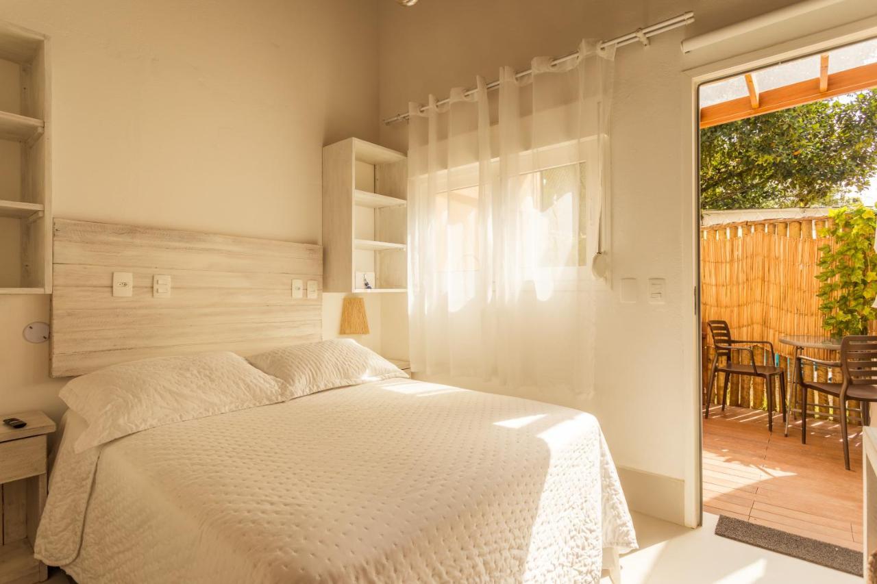 Casa D'Aroeira Residencial Boutique - Centro De Juquei - 2 Quadras Do Mar - Servico De Praia - Roupa De Cama 600 Fios Algodao Egipcio - Toalhas Banho E Praia - Tudo Novo - Estacionamento Interno - Cozinha - Consulte Unidades Com Ofuro Hidro E Cromote Kültér fotó