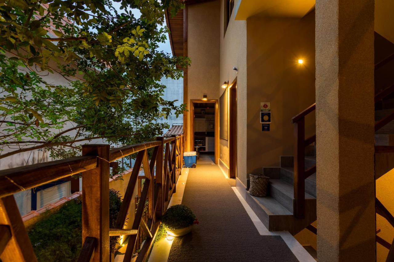 Casa D'Aroeira Residencial Boutique - Centro De Juquei - 2 Quadras Do Mar - Servico De Praia - Roupa De Cama 600 Fios Algodao Egipcio - Toalhas Banho E Praia - Tudo Novo - Estacionamento Interno - Cozinha - Consulte Unidades Com Ofuro Hidro E Cromote Kültér fotó