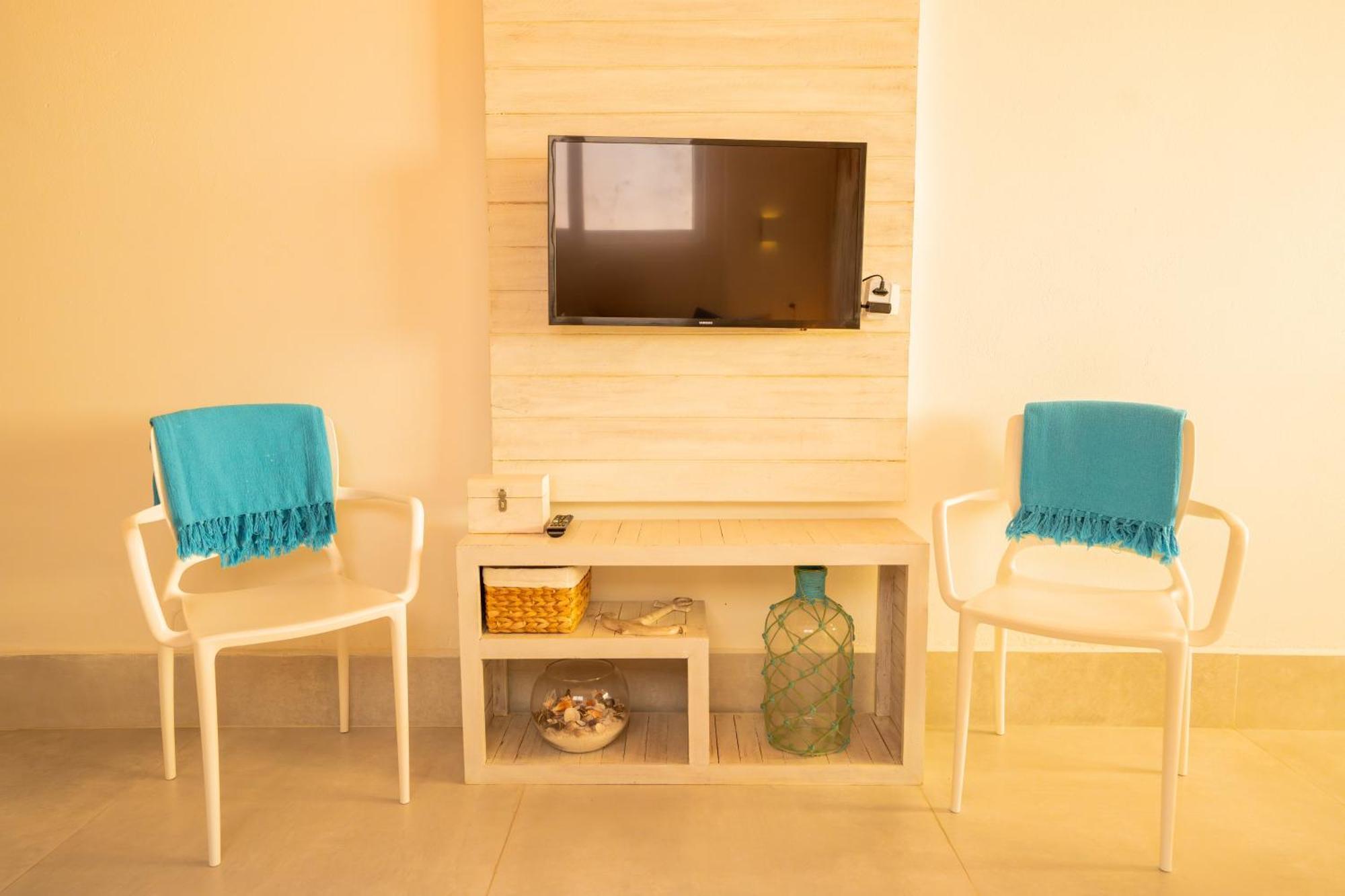 Casa D'Aroeira Residencial Boutique - Centro De Juquei - 2 Quadras Do Mar - Servico De Praia - Roupa De Cama 600 Fios Algodao Egipcio - Toalhas Banho E Praia - Tudo Novo - Estacionamento Interno - Cozinha - Consulte Unidades Com Ofuro Hidro E Cromote Kültér fotó