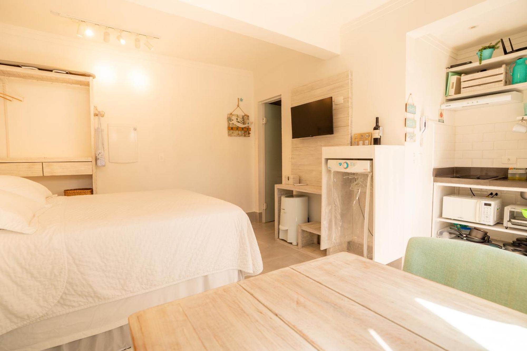 Casa D'Aroeira Residencial Boutique - Centro De Juquei - 2 Quadras Do Mar - Servico De Praia - Roupa De Cama 600 Fios Algodao Egipcio - Toalhas Banho E Praia - Tudo Novo - Estacionamento Interno - Cozinha - Consulte Unidades Com Ofuro Hidro E Cromote Kültér fotó